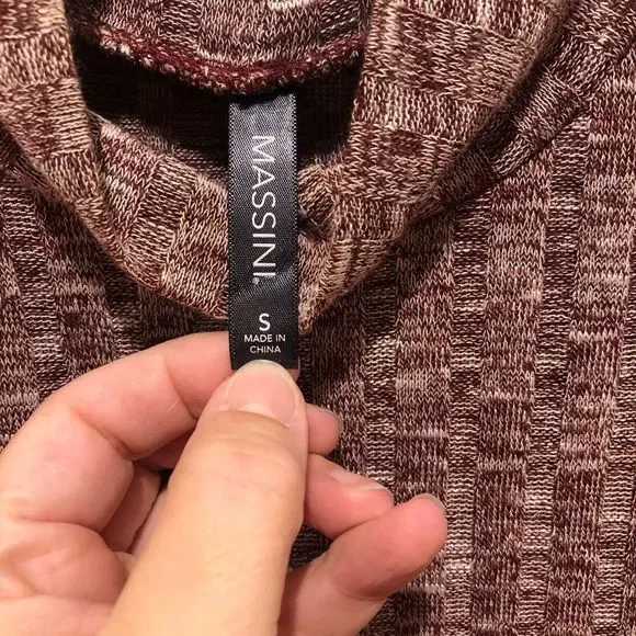 Small Massini Cold Shoulder Maroon Sweater. - Picture 3 of 5